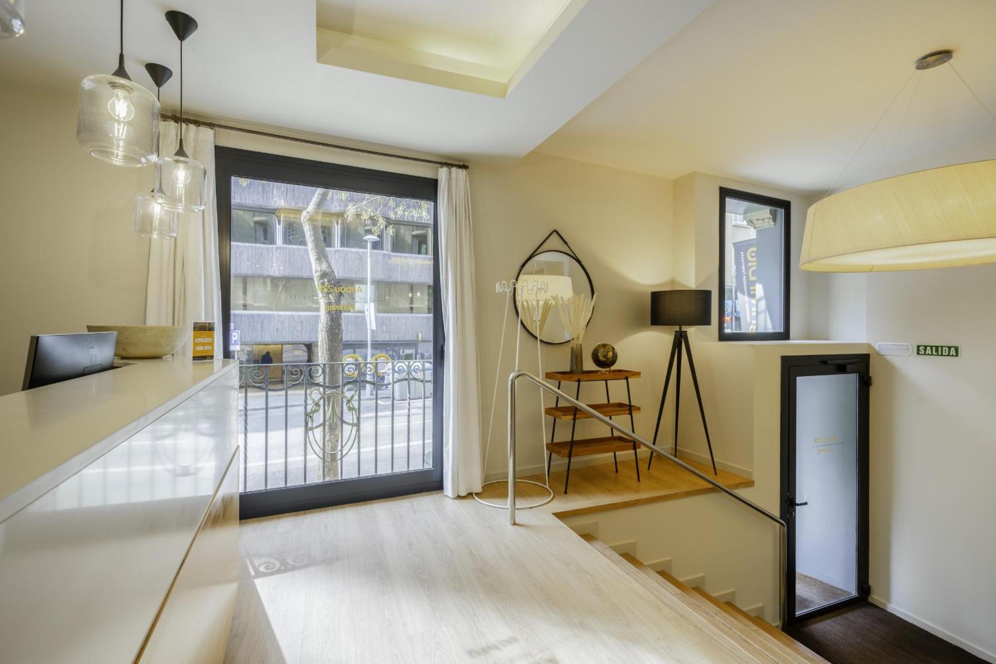 Ola Living Aribau Apartments Barcelona Exterior photo
